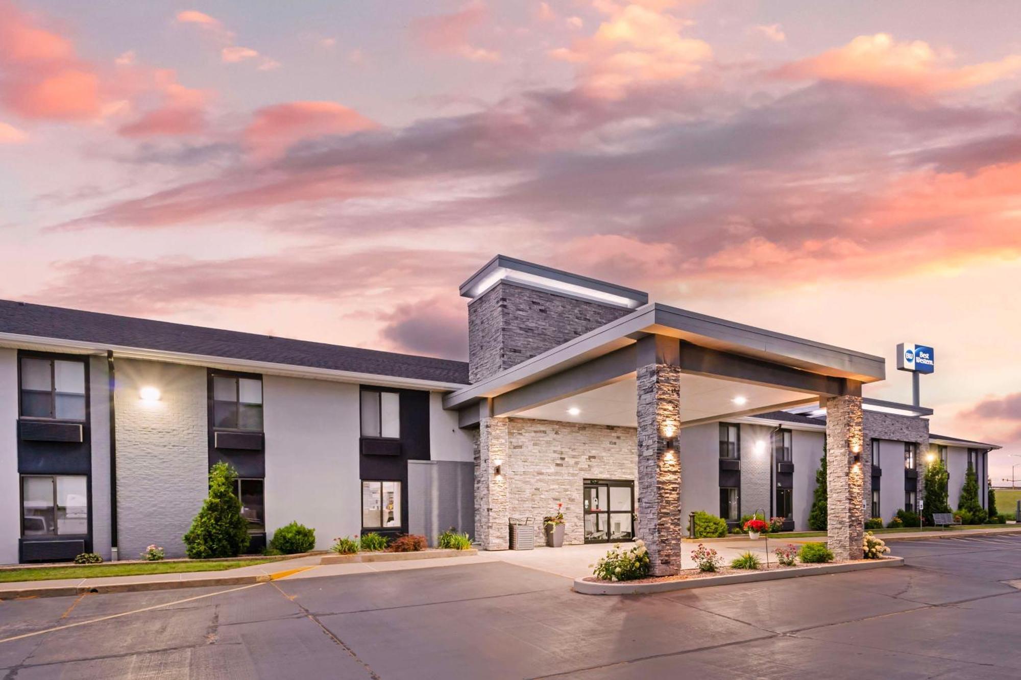 Best Western Morton Inn Exterior photo