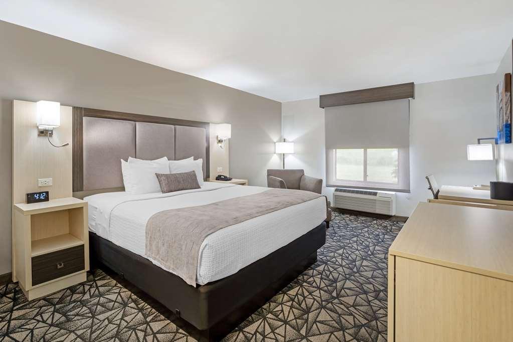 Best Western Morton Inn Room photo